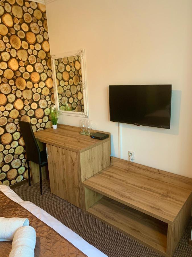 Dorottya Vendeghaz Hotell Miskolc Exteriör bild